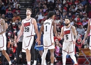 1xBit体育活动-火箭团队配合默契，取得胜利