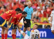 1xBit体育直播-包含体坛热门：重要足球赛事现悬念，球迷紧张的词条