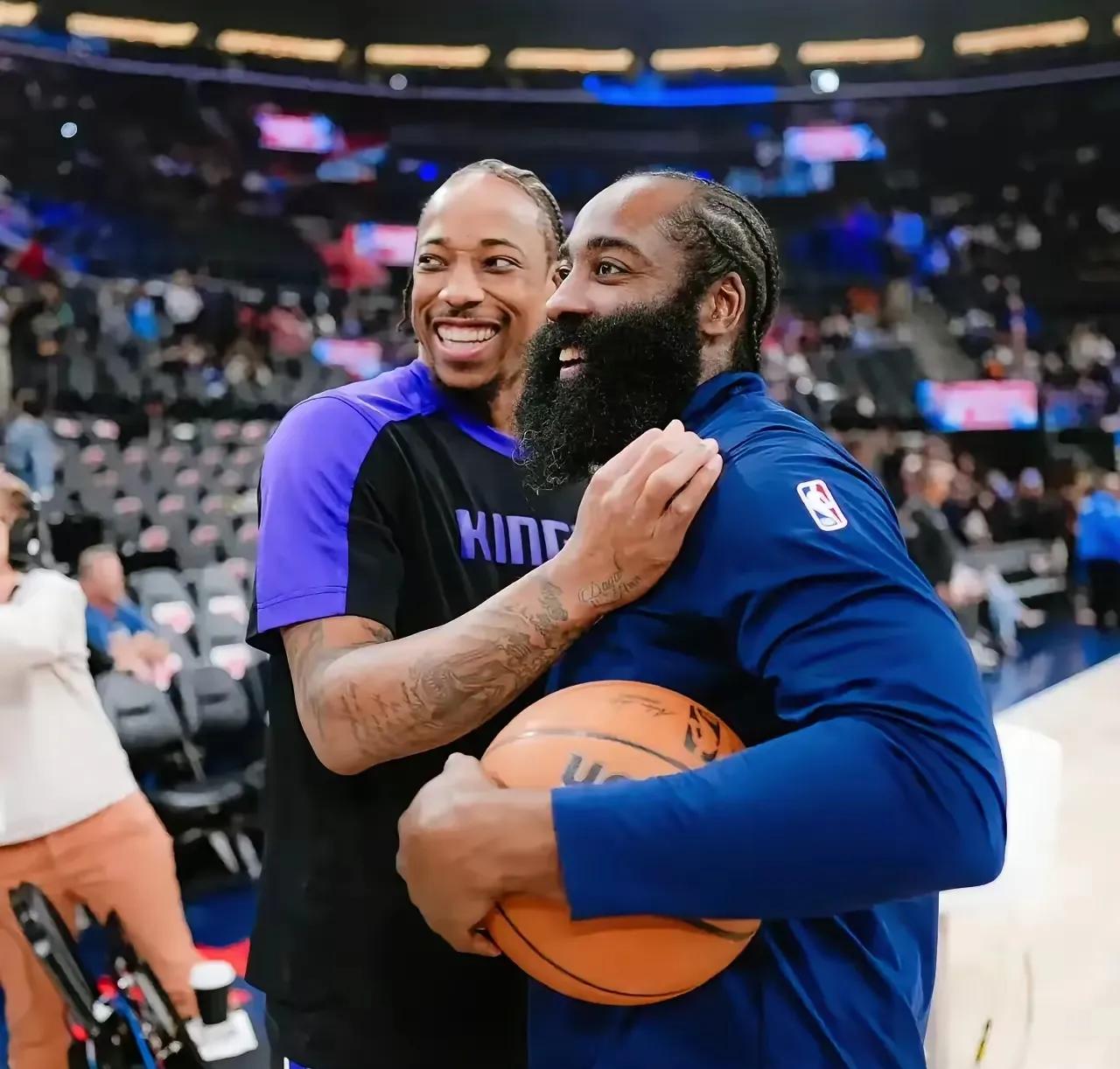 体育巨星们在最激动人心的赛场上表现出色