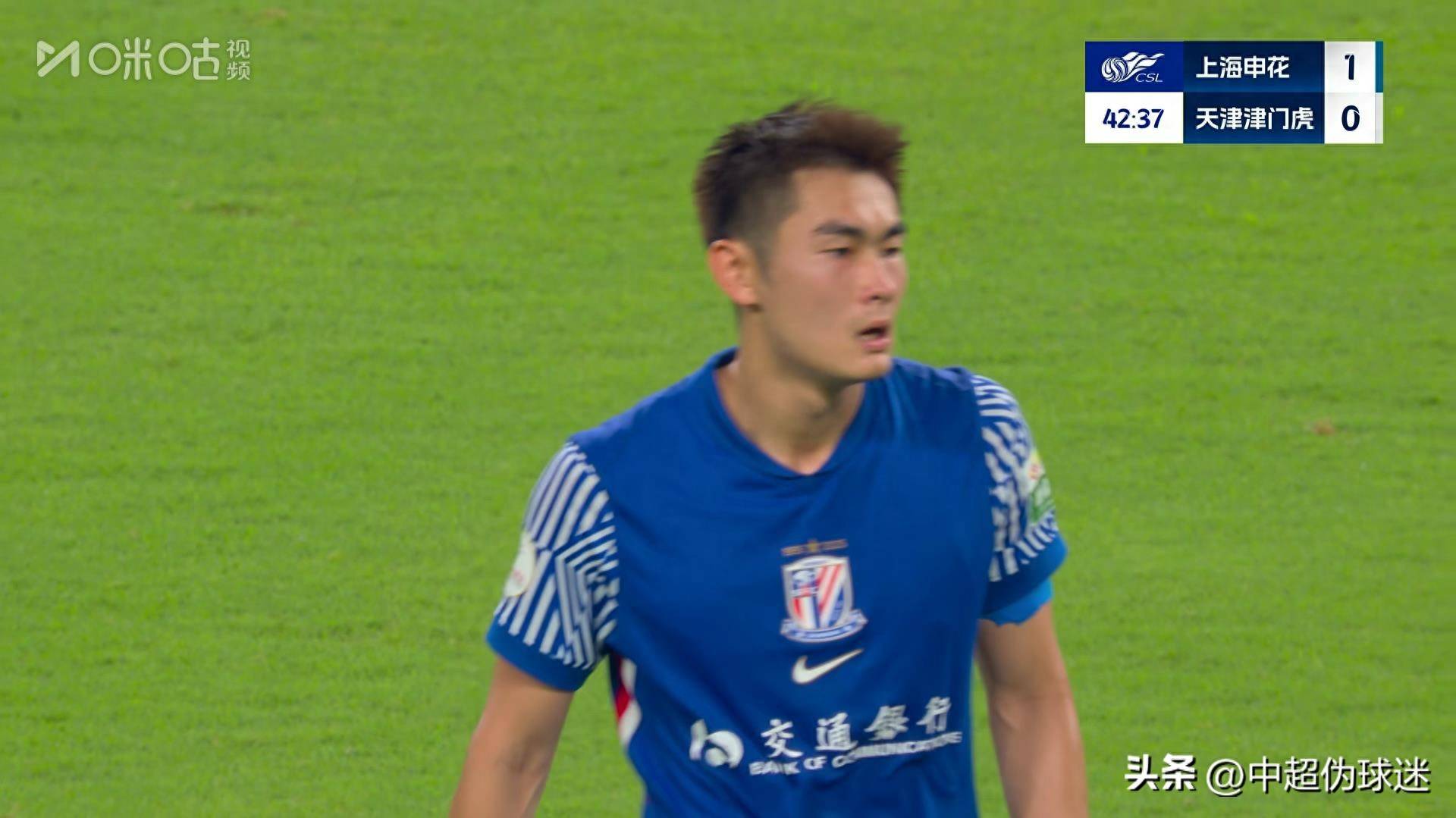 纽伦堡在客场取得惊险胜利，暂时领先