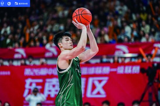 包含世界杯男篮比赛全程精彩，谁能问鼎冠军？的词条