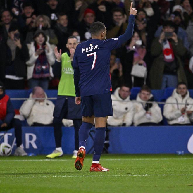 梅斯俱乐部在比赛中打出精彩表现，取得胜利