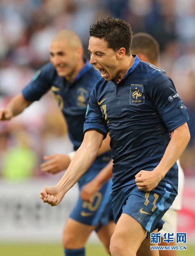 包含精彩继续！欧锦赛四强争夺最终的胜利奖杯的词条