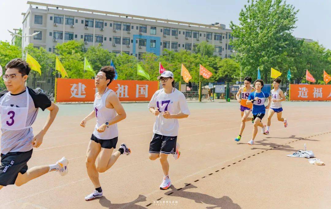 国家队热血披荆斩棘，一路高歌前进的简单介绍