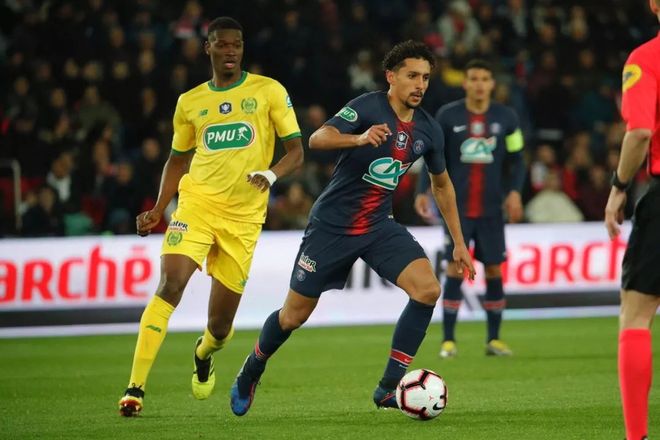 包含南特队将迎来对手的强大攻击的词条