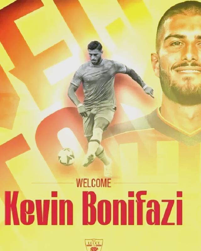 AC米兰在主场击败莱切，继续领跑积分榜的简单介绍