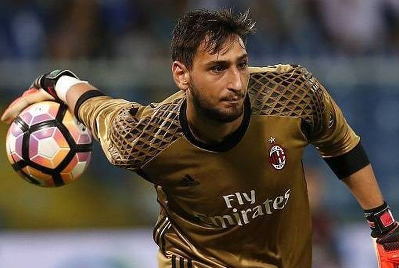 AC米兰传奇门将：多纳鲁马宣布重返球队！的简单介绍