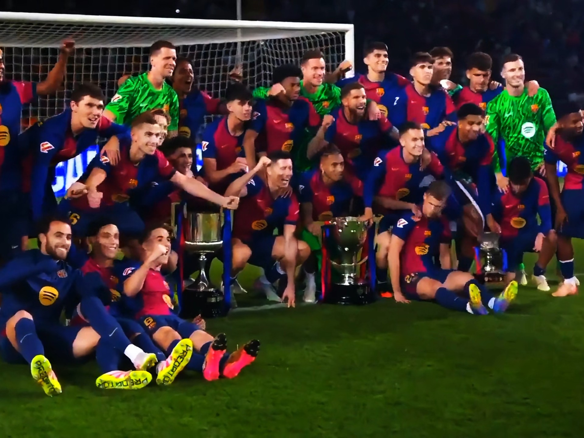 巴萨重要战役在即，全队备战